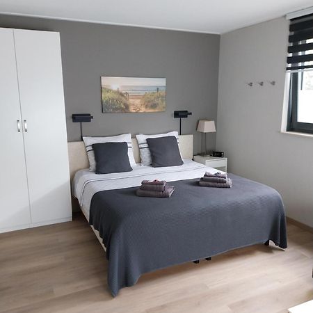 Elvis Presley Private Studio With Kitchen And Airconditioning Goes Zewnętrze zdjęcie