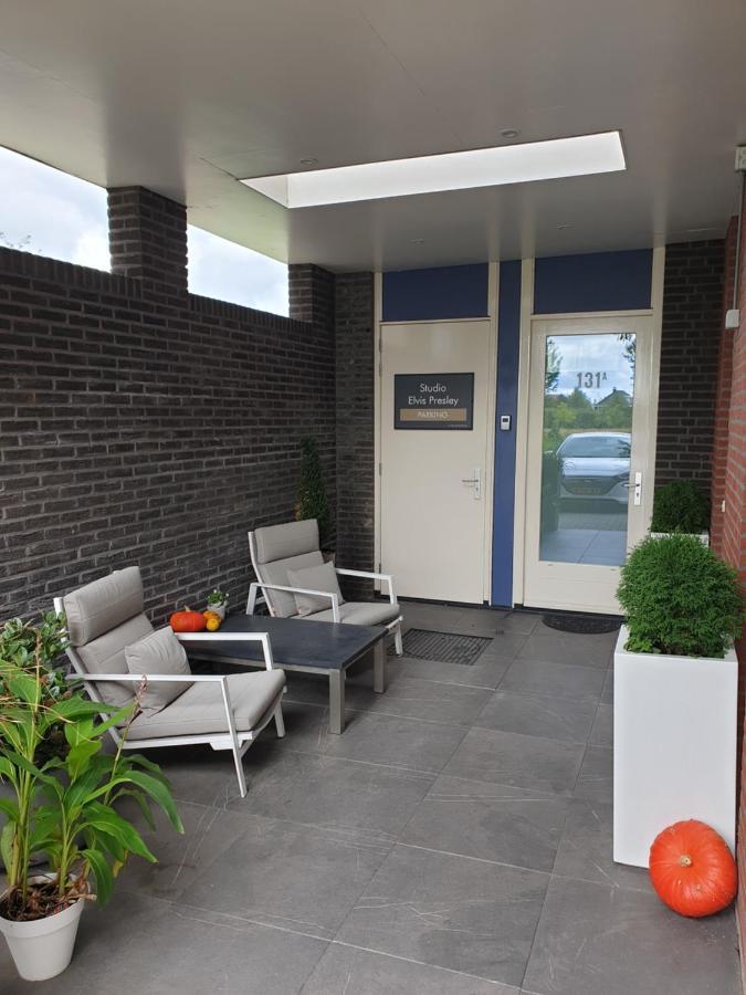 Elvis Presley Private Studio With Kitchen And Airconditioning Goes Zewnętrze zdjęcie